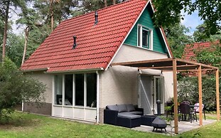 Forest Villa in Markelo With Sunny Garden