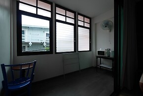Lee Home Bangkok