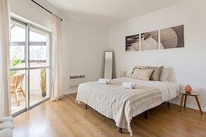 Cascais Ocean View by Homing