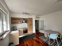 Apartment Picturesque Retreat