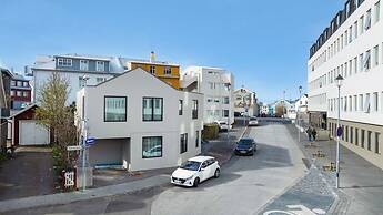 Reykjavik Luxery Hotel Apartment KARTULI