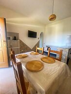 Lollis Corner La Muddizza