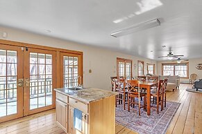 Charming Country 4br Retreat With Riverfront Views 4 Bedroom Cabin