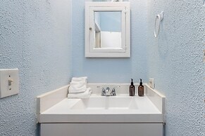 Seas The Breeze 4 Bedroom Home