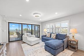 Tarpon Beach 206 2 Bedroom Condo