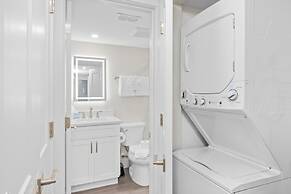 Tarpon Beach 206 2 Bedroom Condo