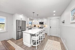 Tarpon Beach 206 2 Bedroom Condo