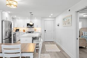 Tarpon Beach 206 2 Bedroom Condo