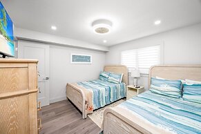 Tarpon Beach 206 2 Bedroom Condo