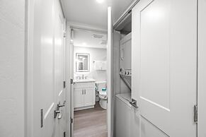 Tarpon Beach 206 2 Bedroom Condo