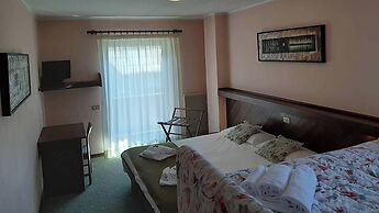 Hotel Comelico
