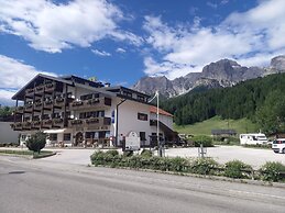 Hotel Comelico