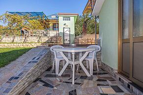 Studio Mistral 5