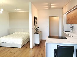 Free Parking, Center Location, Nuslesky Pivovar Sunset Balcony Home