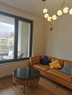 Free Parking, Center Location, Nuslesky Pivovar Sunset Balcony Home