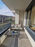 Free Parking, Center Location, Nuslesky Pivovar Sunset Balcony Home