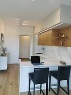 Free Parking, Center Location, Nuslesky Pivovar Sunset Balcony Home