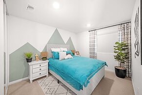 @ Marbella Lane - Rejuvenating Single-family Home