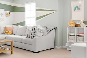 @ Marbella Lane - Rejuvenating Single-family Home