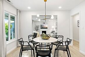 @ Marbella Lane - 3BR Designer Near Valley Fair