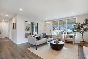 @ Marbella Lane - 3BR Designer Home in Pacifica