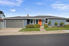 @ Marbella Lane - 3BR Designer Home in Pacifica