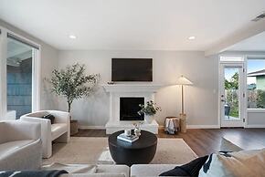 @ Marbella Lane - 3BR Designer Home in Pacifica