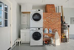 @ Marbella Lane - 3BR Designer Home in Pacifica