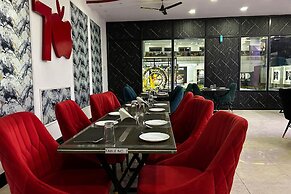Hotel Seven Apple