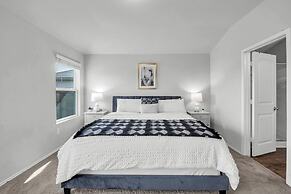 @ Marbella Lane - Polished 3BR Home in Austin TX