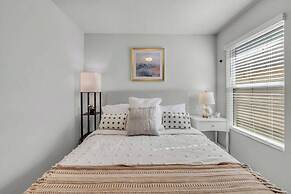 @ Marbella Lane - Polished 3BR Home in Austin TX