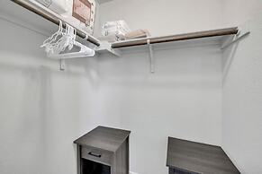 @ Marbella Lane - Polished 3BR Home in Austin TX