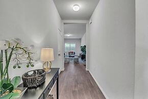 @ Marbella Lane - Polished 3BR Home in Austin TX