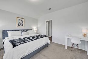 @ Marbella Lane - Polished 3BR Home in Austin TX