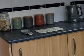 Quackers-seaside Village-pet Friendly-parking-