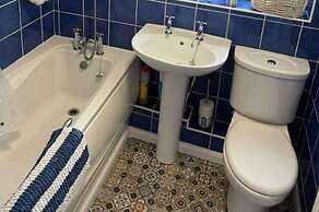 Quackers-seaside Village-pet Friendly-parking-