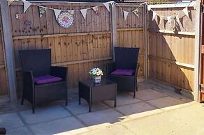 Quackers-seaside Village-pet Friendly-parking-