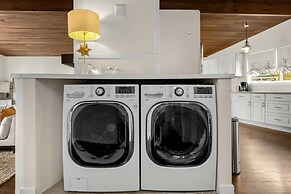 @ Marbella Lane - Seas the Bay Sanctuary