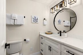 @ Marbella Lane - Seas the Bay Sanctuary