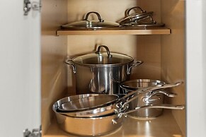 @ Marbella Lane - Seas the Bay Sanctuary