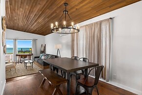 @ Marbella Lane - Seas the Bay Sanctuary