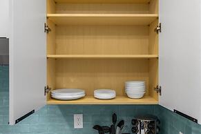 @ Marbella Lane Wave HS W/ev Charger, Oceanfront!