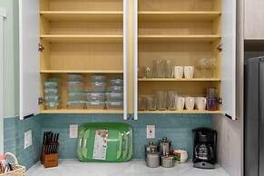 @ Marbella Lane Wave HS W/ev Charger, Oceanfront!