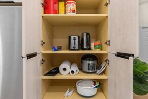 @ Marbella Lane Wave HS W/ev Charger, Oceanfront!