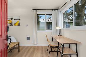 @ Marbella Lane Wave HS W/ev Charger, Oceanfront!