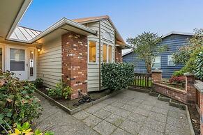 @ Marbella Lane Wave HS W/ev Charger, Oceanfront!