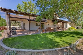 @ Marbella Lane - Eccentric 4BR Modern Ranch Home