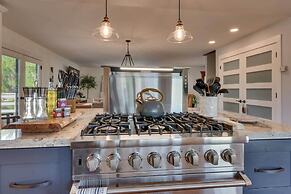 @ Marbella Lane - Eccentric 4BR Modern Ranch Home