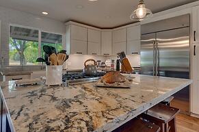 @ Marbella Lane - Eccentric 4BR Modern Ranch Home