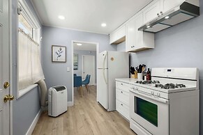 @ Marbella Lane - Alluring & Spacious 3BR Home